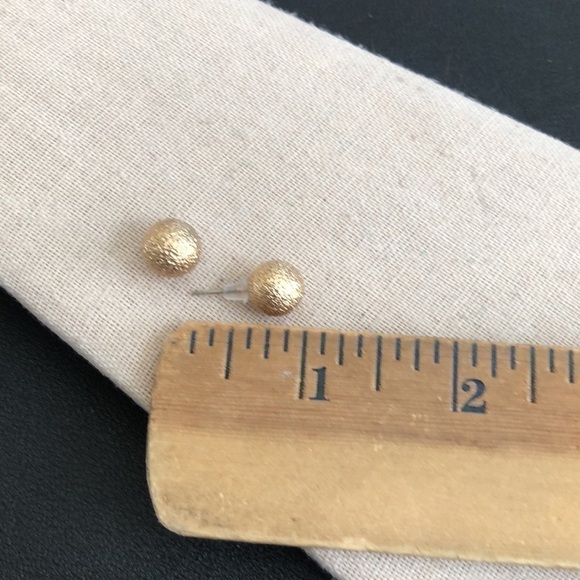 Vintage Stud Pierced Earrings - Picture 3 of 3